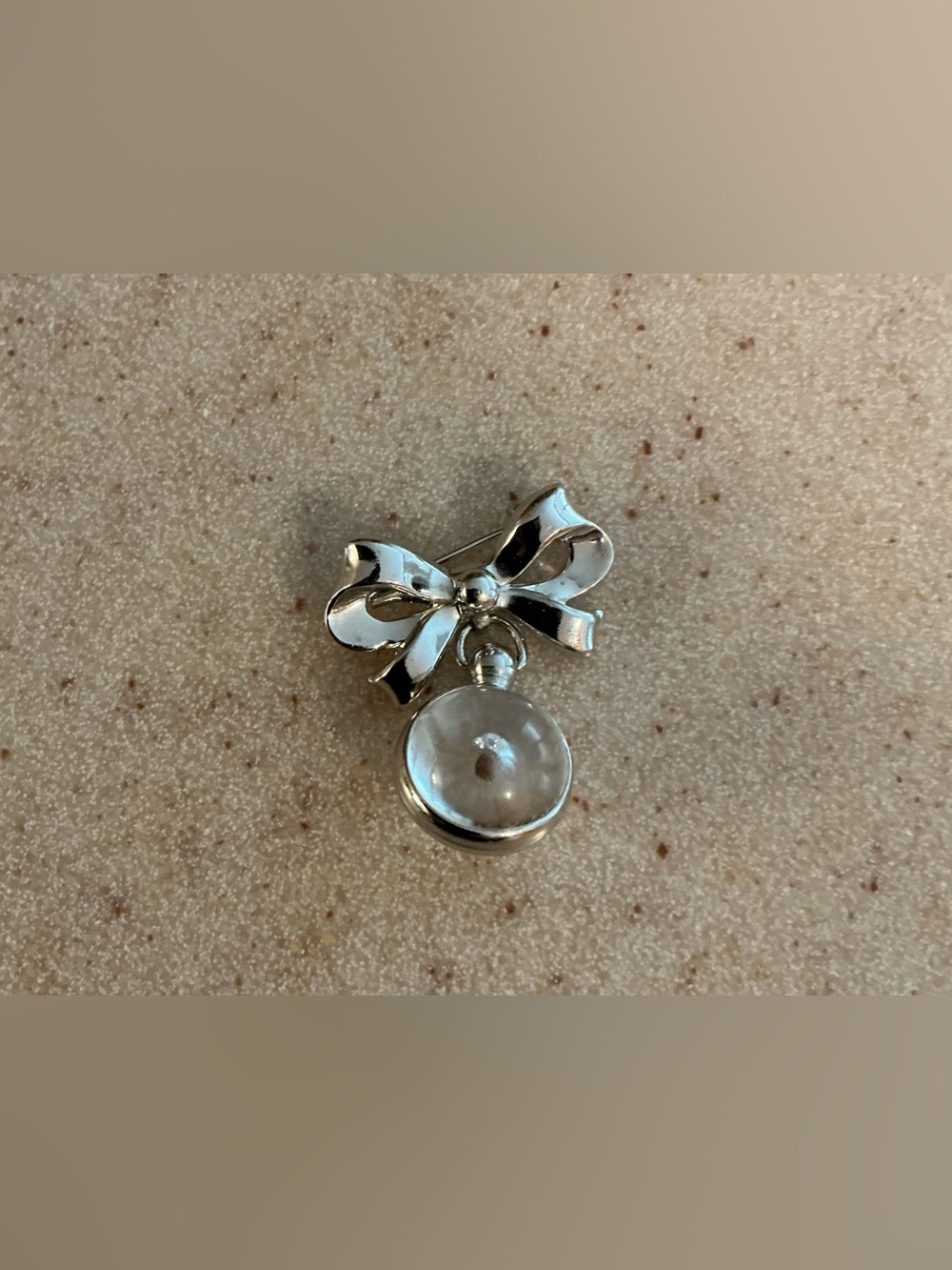 Coro Silver Bow Brooch with Clear Drop Globe Mustard Seed